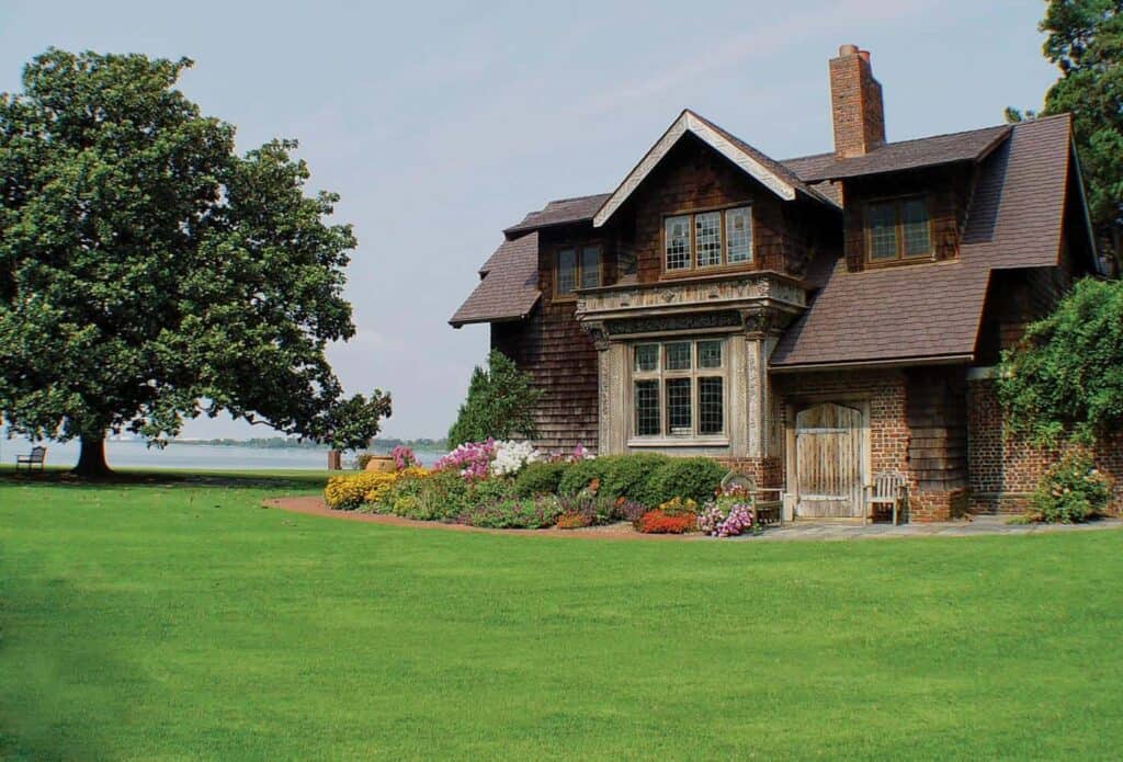  Explore enchanting wedding shots at The Hermitage Museum & Gardens in Norfolk. This Norfolk Wedding Photographer’s showcase highlights scenic lawns, waterfront views, and historical charm perfect for romantic ceremonies.